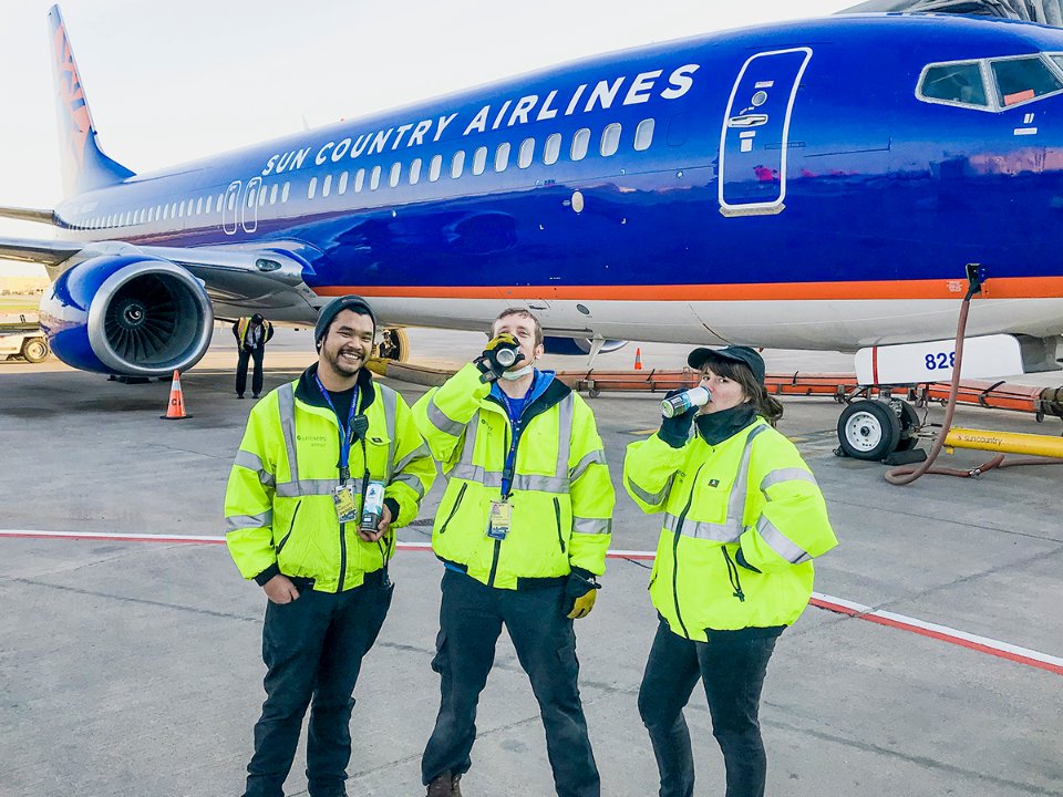 Working At Sun Country Airlines: Employee Reviews And Culture - Zippia