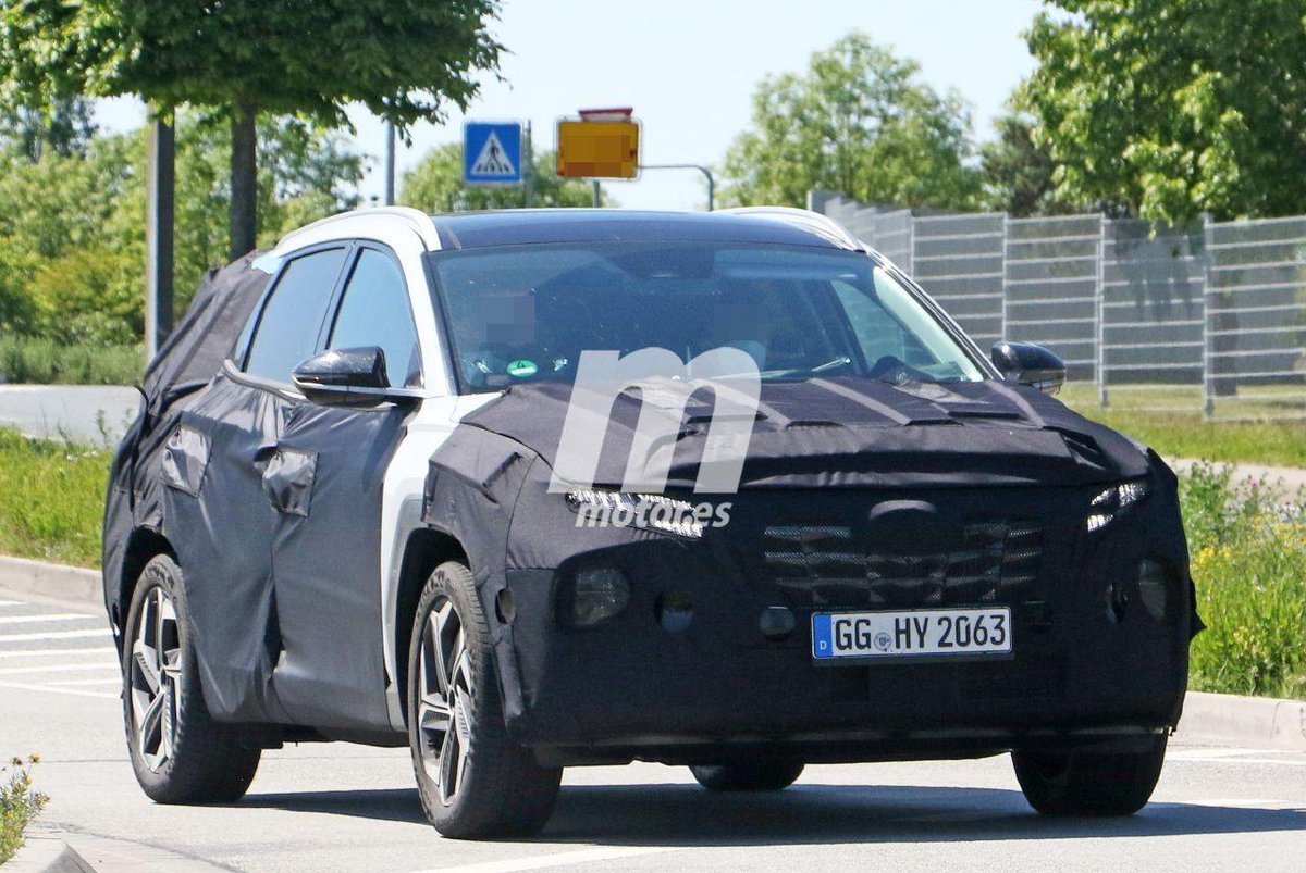 motorpuntoes's tweet photo. Dos prototipos del nuevo Hyundai Tucson 2021 desvelan nuevos detalles
https://t.co/FqZ4fs4fEm
@HyundaiEsp @HyundaiPR_es #Hyundai #Tucson #SUV #HyundaiTucson #NX4 #Fotosespia #Spyshots #Scoops #Erlkonig #carprototypes #testingcars https://t.co/A92fr0r91O