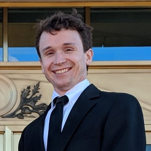 aglawjournal's tweet photo. Bonus #MemberMonday post! Our second Member Monday spotlight this week goes to Note Editor Lucas Asbury! Lucas works as a prosecutoral intern at the Dallas County Attorney's office and is an active member of the skills teams here at Drake. Great to have you on the team, Lucas! https://t.co/Na4dinUlfc