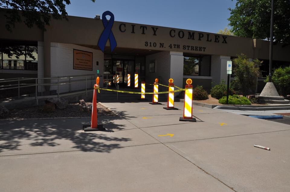 CityofKingman's tweet photo. City buildings are open to the public with safety guidelines in place. #lightazblue https://t.co/UFGGlIbCTX