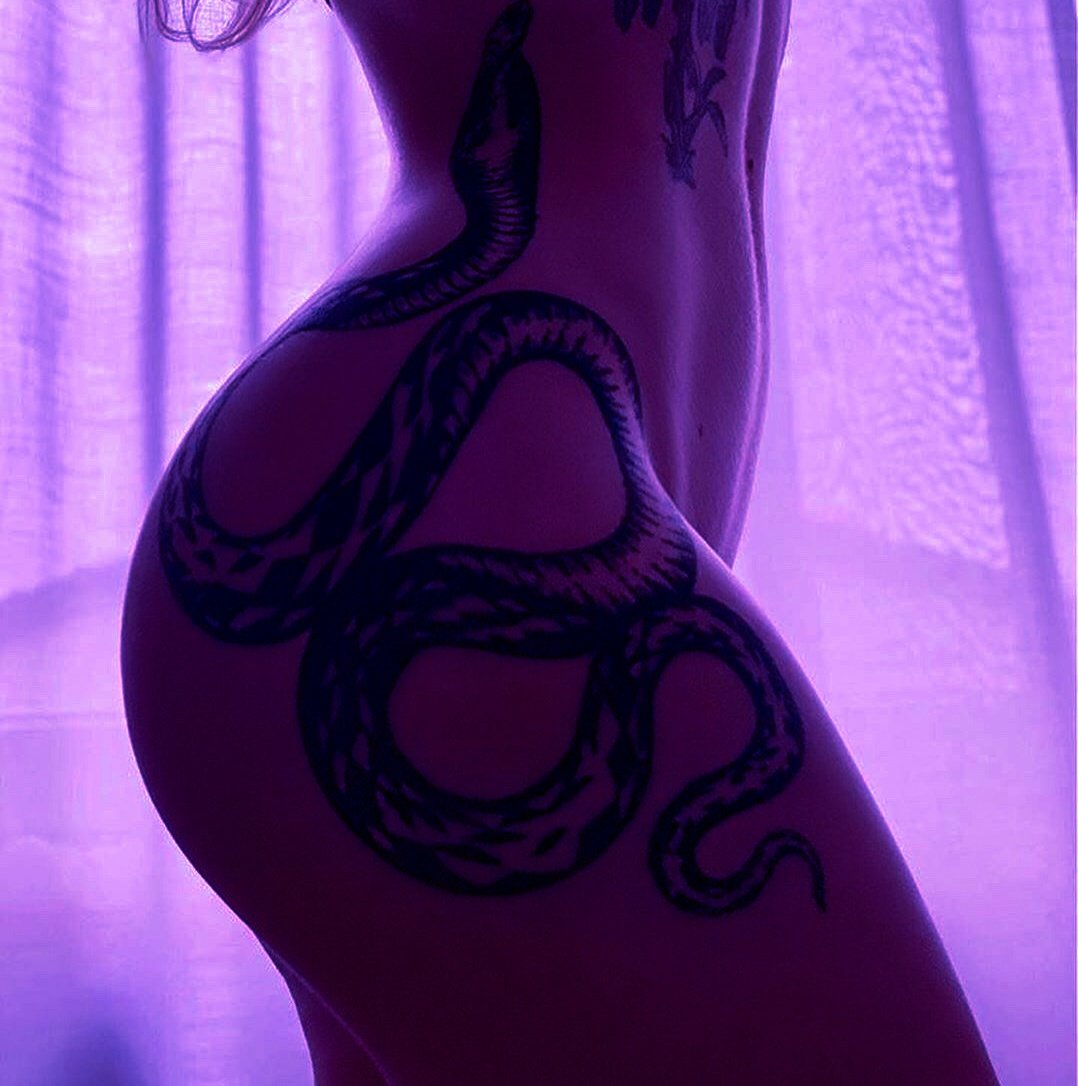 ㅤㅤㅤ★ ─── #FuckItUp

⠀ᝰ Come See about me.

⠀⠀⠀† | ── 🔪
 ⠀⠀⠀ ⠀⠀