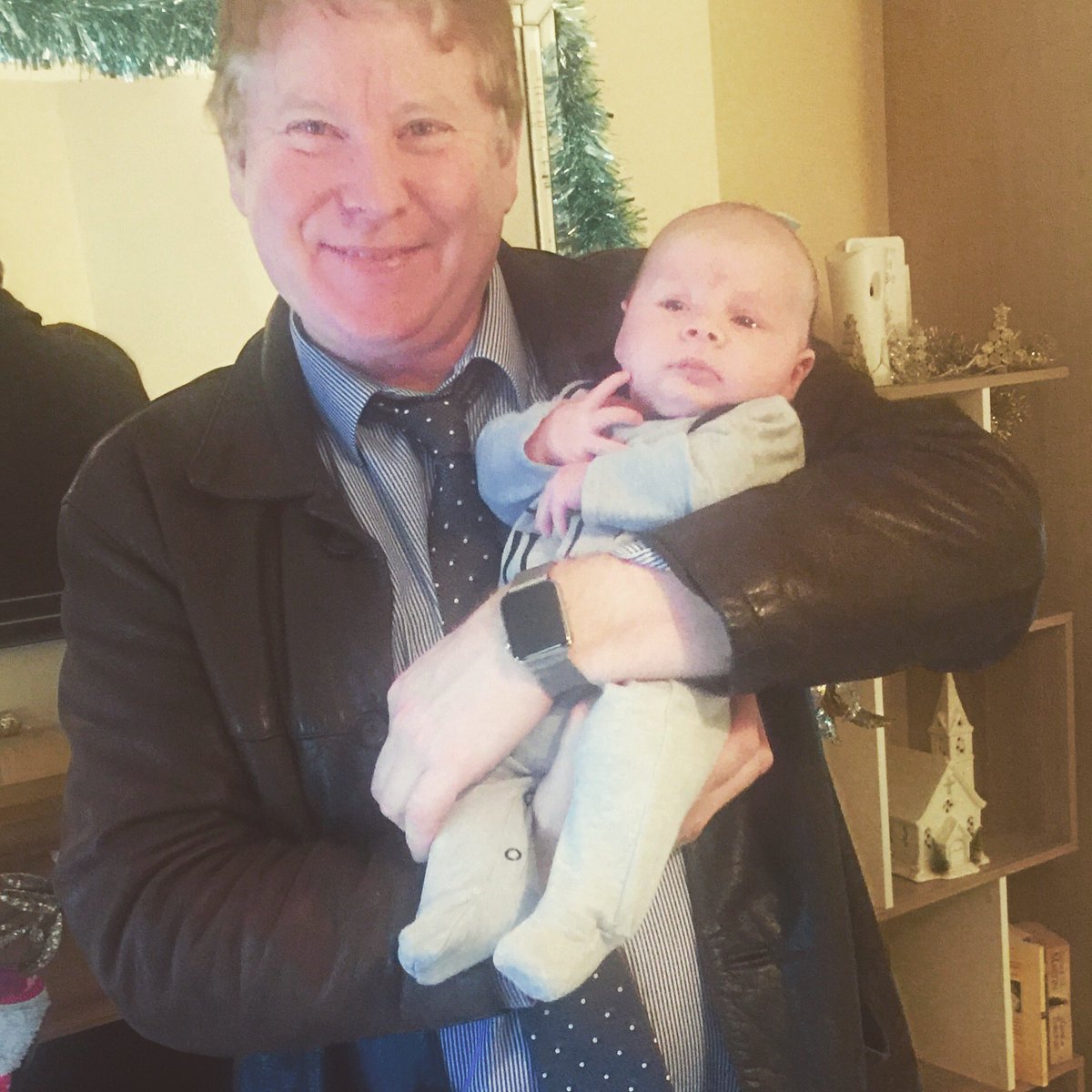 AdvisorsIreland's tweet image. Smart marketing tips: Another way of explaining it is by putting the right message/offer, in front of the right visitor/customer at the right time. #marketing #smartmarketing #peterfa #covid19ireland