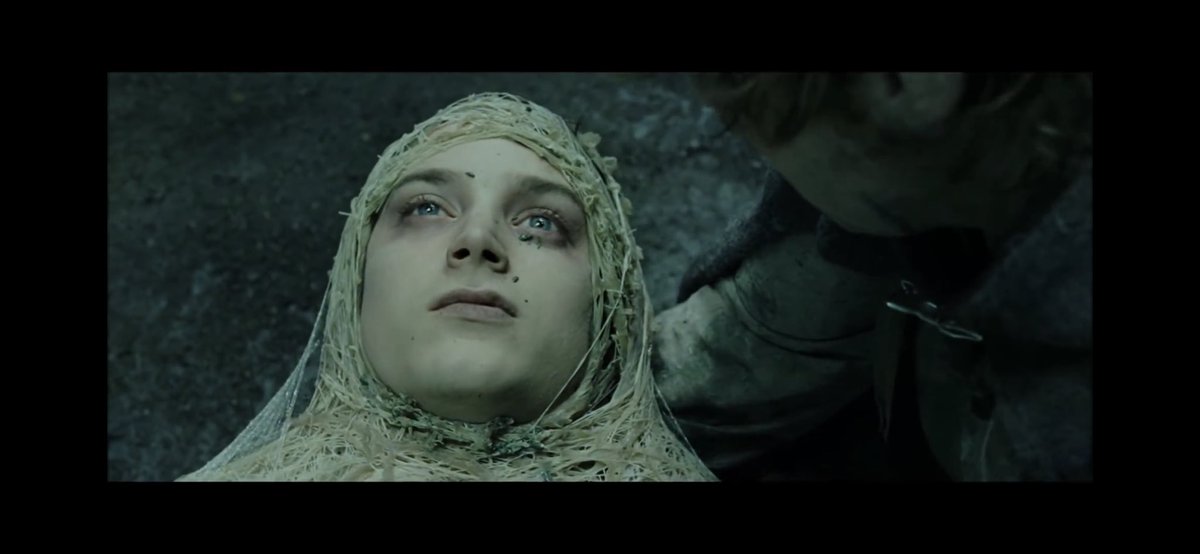 ehyitssam's tweet photo. La chiamavano la Pietà di Frodo Baggins. #IlSignoreDegliAnelli https://t.co/Uixgp4UnXr