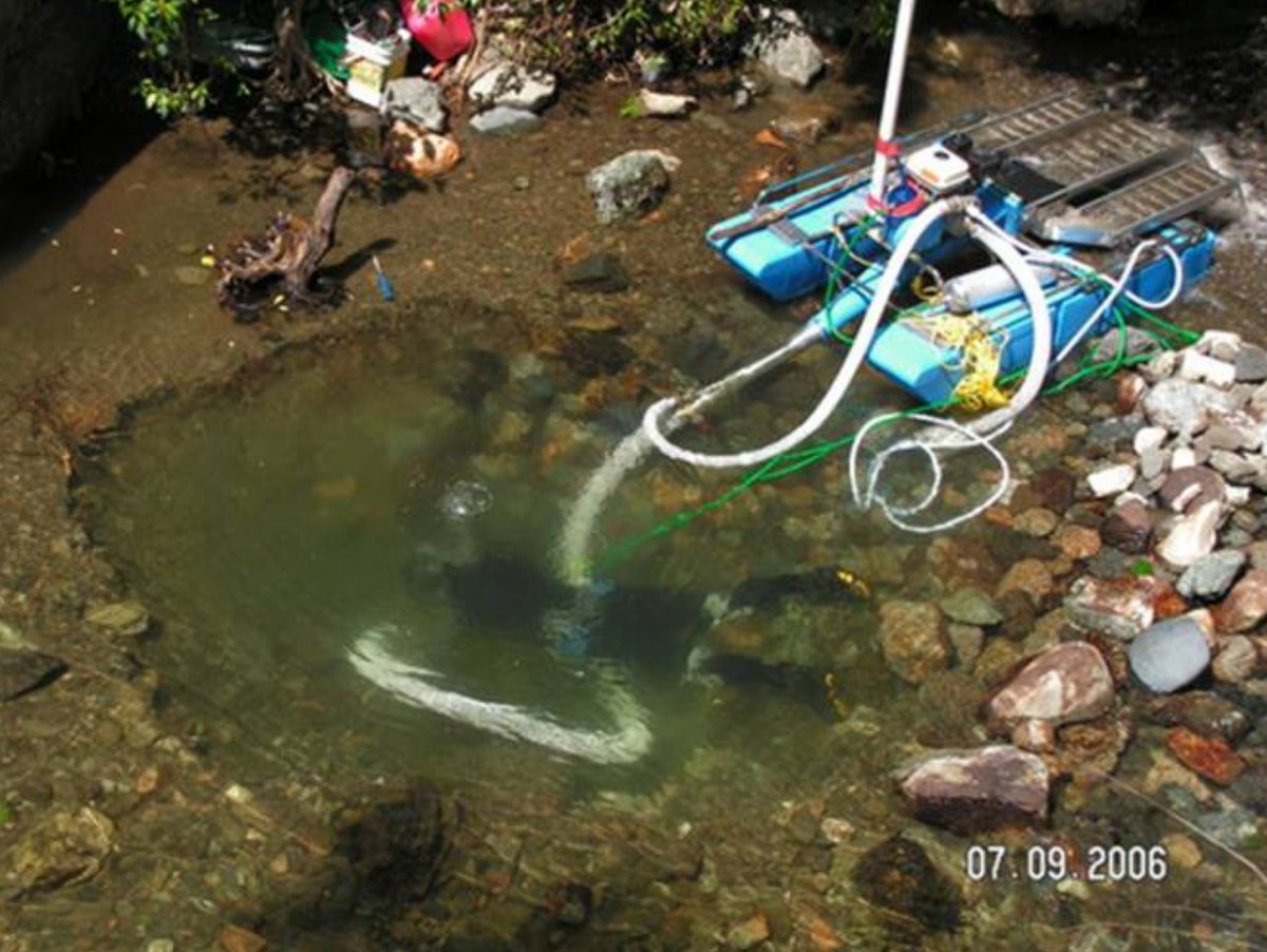 GRAYL is co-hosting 
<a href="/WashingtonWild/">Keep Washington Wild</a>
 's Virtual Happy Hour to celebrate the passage of a crucial bill (ESHB 1261) to protect wild salmon.

The bill bans "motorized suction dredge mining," which is even more awful than it sounds.  

May 12, 6pm PST

facebook.com/events/2558339…