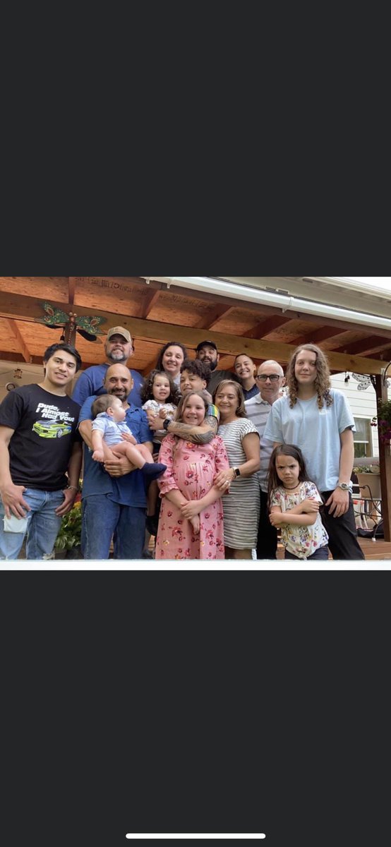 chantee_stanton's tweet photo. After 2 months of not seeing my fam i finally got to celebrate Mother’s Day with everyone 🥰♥️ https://t.co/KBQjUAKwKk