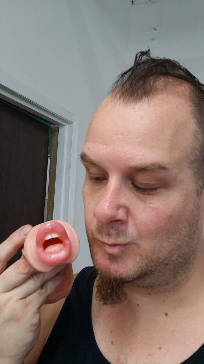 Sinthetics's tweet photo. What's eating you? Bite me, it's already Monday! No point standing around tongue-wagging! Enjoy our Suckupuss Vagina Dentata & other silicone bits! 😁
#whatseatingyou #biteme #manicmonday #weirdjob #siliconeteeth #dollteeth #tongue #tongueout #tonguewagging #vaginadentata #teeth https://t.co/JwQWkVqsX6