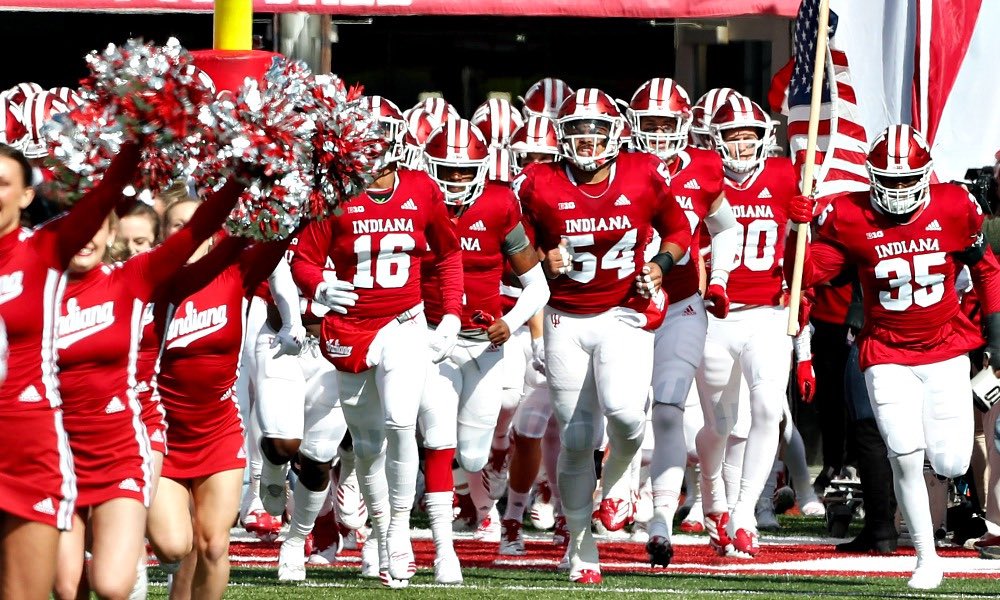 jawon_odoms's tweet photo. Blessed to receive an offer from Indiana University!!@CoachJasonJones @IndianaTough @HCPatriotsFB https://t.co/nYXNjXiccs