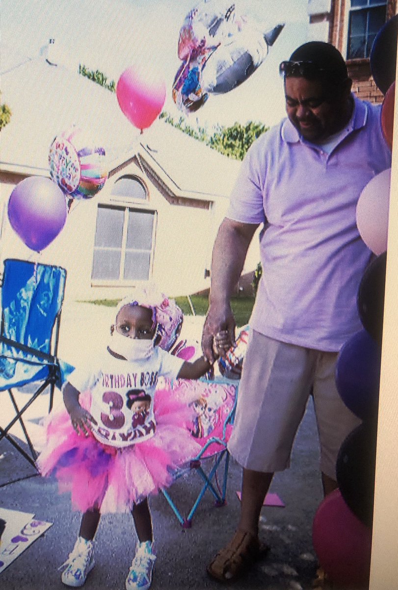 ClariceFox4's tweet photo. HERE’S TO YOU: 3 yr. old Riyah Sanders had a beautiful birthday party. The Euless girl has a severe immune disorder so the drive-by party was perfect. Lots of Love from her family, friends &amp; neighbors 🎂💖Happy Birthday Riyah💝 https://t.co/vyA4JC0RRD