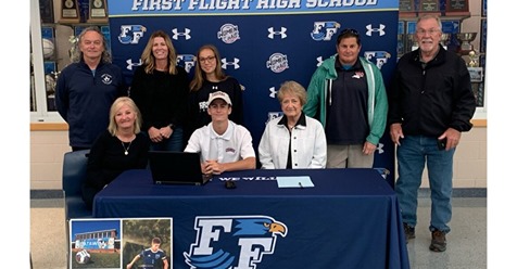 FFNighthawkNews's tweet photo. Katie caught up with Gage before the coronavirus struck for a story we share with you now that he has officially signed with Catawba:
https://t.co/f0qat8JF2e https://t.co/HwWdVIMYKv