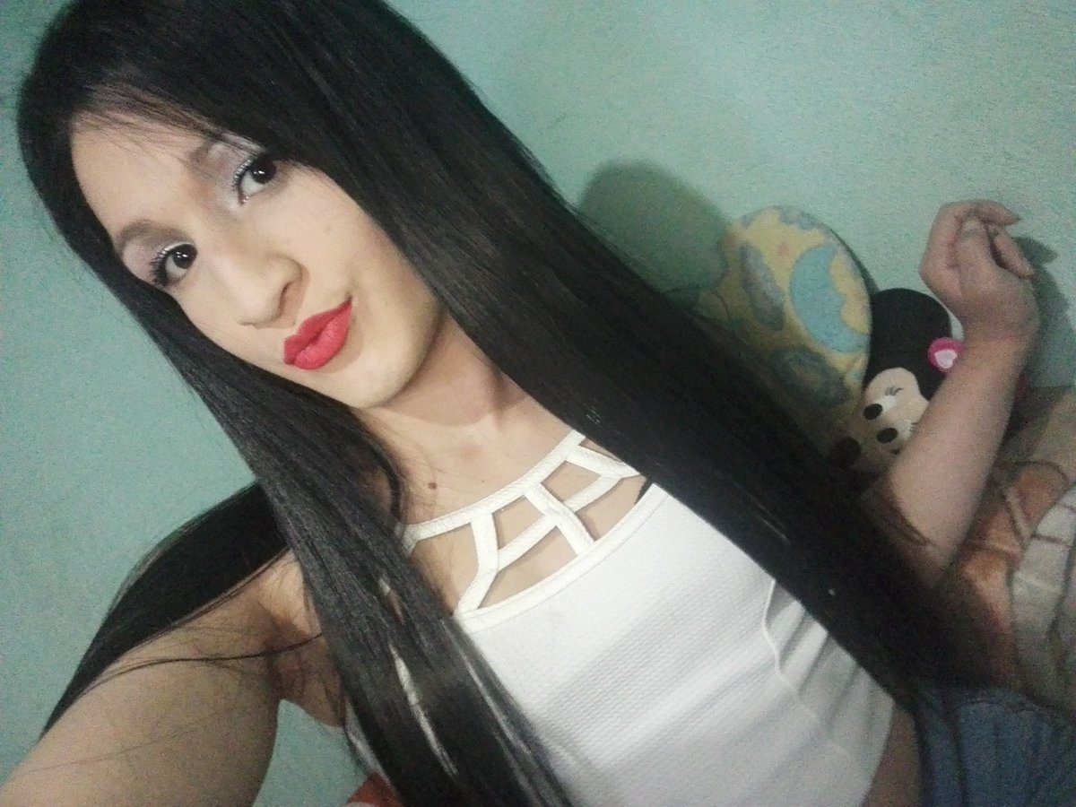 Sofia_1069's tweet photo. HOLAA 😈😈
#translatina #transbogota #transusme https://t.co/fOsa00bbV8