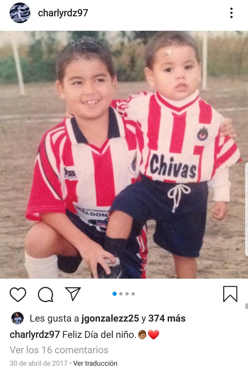 ChivasFc_'s tweet photo. @CharlyRdz29 con la de @Chivas 

#CharlyRodriguezAChivas
#Pelaez
#AmauryVergara https://t.co/JfFRl5adrB