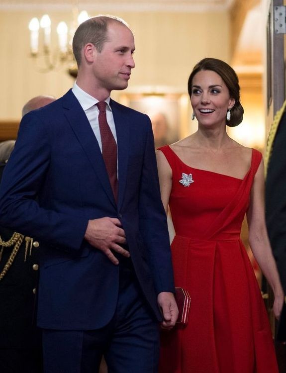 Every time Kate and William match clothes by the color paletteA thread: