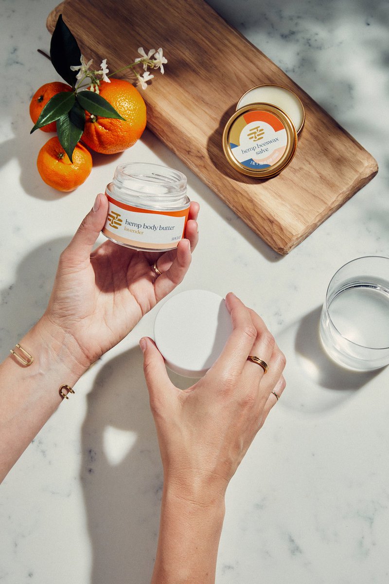 kirkchambers's tweet photo. 2 months ago I had almost half of my annual revenue get canceled for 2020, and understandably so. I made a pivot to start shootong product, and converted my garage into a studio. I’m so grateful to the brands who have worked with me and can’t wait to do more. Here’s a few faves: https://t.co/SQrrQ9IacL