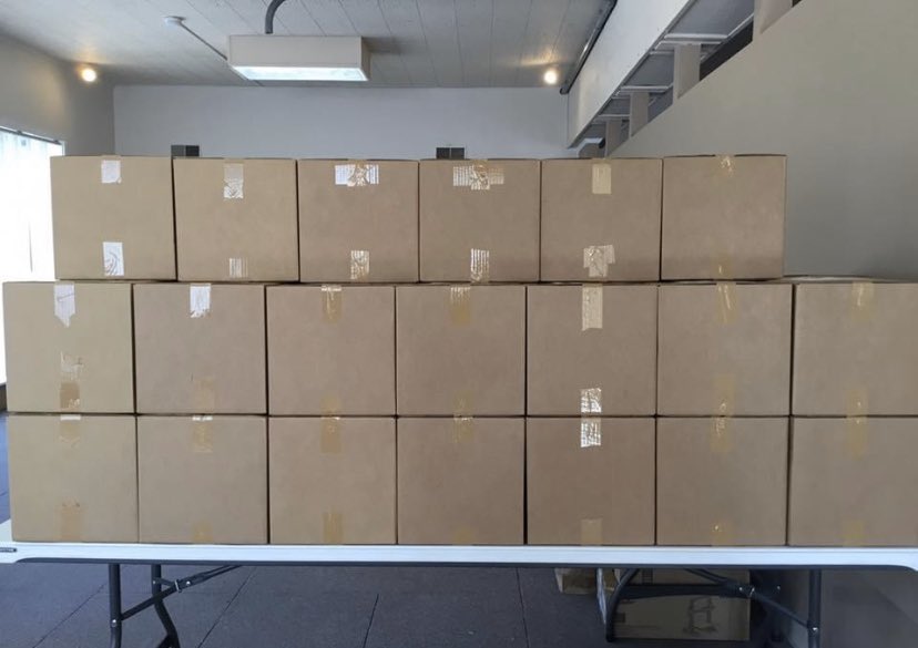 We made 500 face shields for the Sheriff's Department. It's our largest order to date. That's a lot of boxes. 💪 If you would like to help us continue making face shields for frontline workers, please donate here: comofaceshield.com 😃