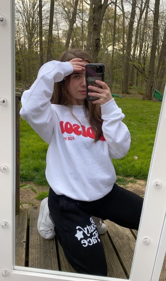 ADDlSONRAES's tweet photo. super proud of u,, comfortable &amp; happy as ever!! thank u for everything, i love you so much ♡ @whoisaddison https://t.co/h56BneAKkh