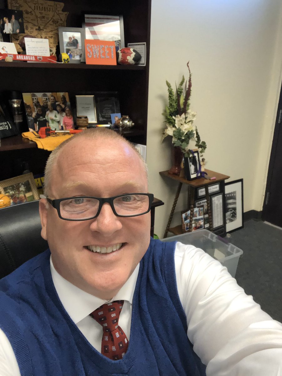 Paul Gillihan tweet media