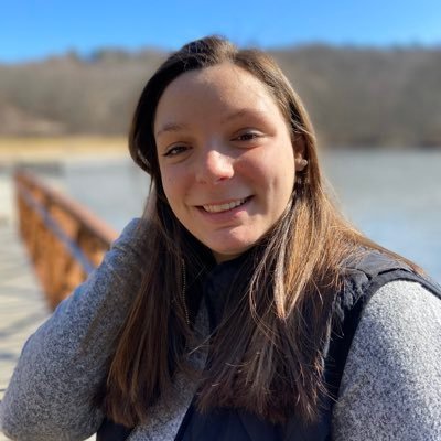 CCSUJournalism's tweet photo. Angela Fortuna ' 20 @angela_fortuna1, who has led the Recorder and SPJ , and built the Broadcast Club, won the department award for Community Participation and Leadership. Her contributions will have a positive influence long after she leaves us. 2/3 https://t.co/u3yJZN8qzQ