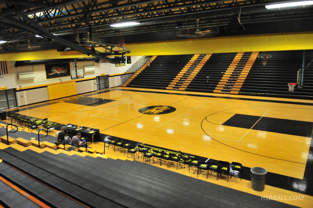 hslogoscom's tweet photo. #IllinoisGymShowdown 
Round 1
Bracket D

228. Joliet West Tigers @JolietWestAD 
🆚
285. Westmont Sentinels @Sentinels201 

VOTE BELOW https://t.co/nK6W6FugTG