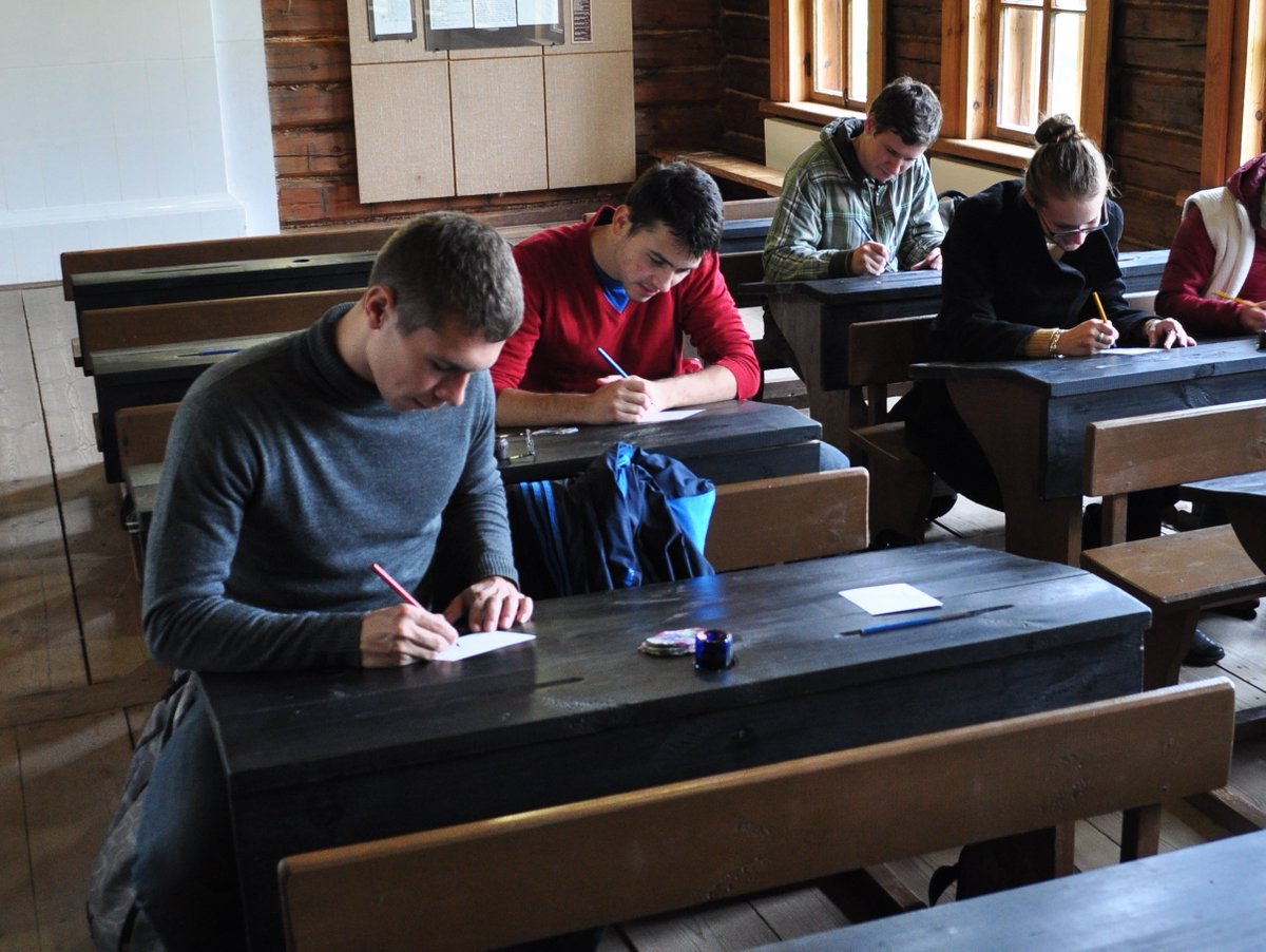 maximumlevin's tweet image. Не помню, сколько лет уже серьёзно занимаюсь математикой. Помню только, что с 12 лет.