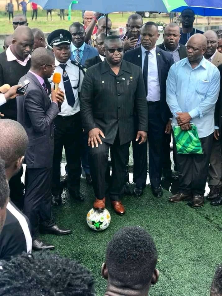 SportsSie's tweet photo. Happy birthday to the first gentle man of the republic of Sierra Leone HE. Julius Maada Bio as he celebrates his birthday today. 

Sierra Sport Media want to take this beautiful moment to wish President Julius Maada Bio a blissful birthday and God protection.  

HBDBIO🎉🎊🎂🇸🇱 https://t.co/2jLyWANYYb