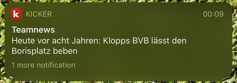 skybork's tweet photo. Wer kennt ihn nicht, den Borisplatz… #kicker
#BVB https://t.co/Nffj5dzuNi