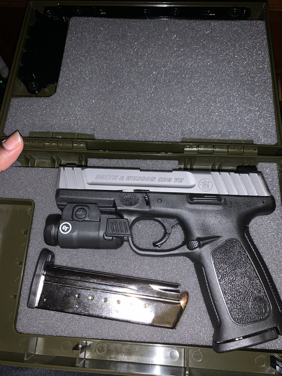 Turn1pseed's tweet photo. #Glock Comes With Their Own Box but #smithandwesson Doesnβt So I Had To Improviseπ
Since I Got Younger Siblings, Thisβll DoπͺπΎπ―
I Recommend This.
#stopboxUSA https://t.co/0QfpWmcTv2