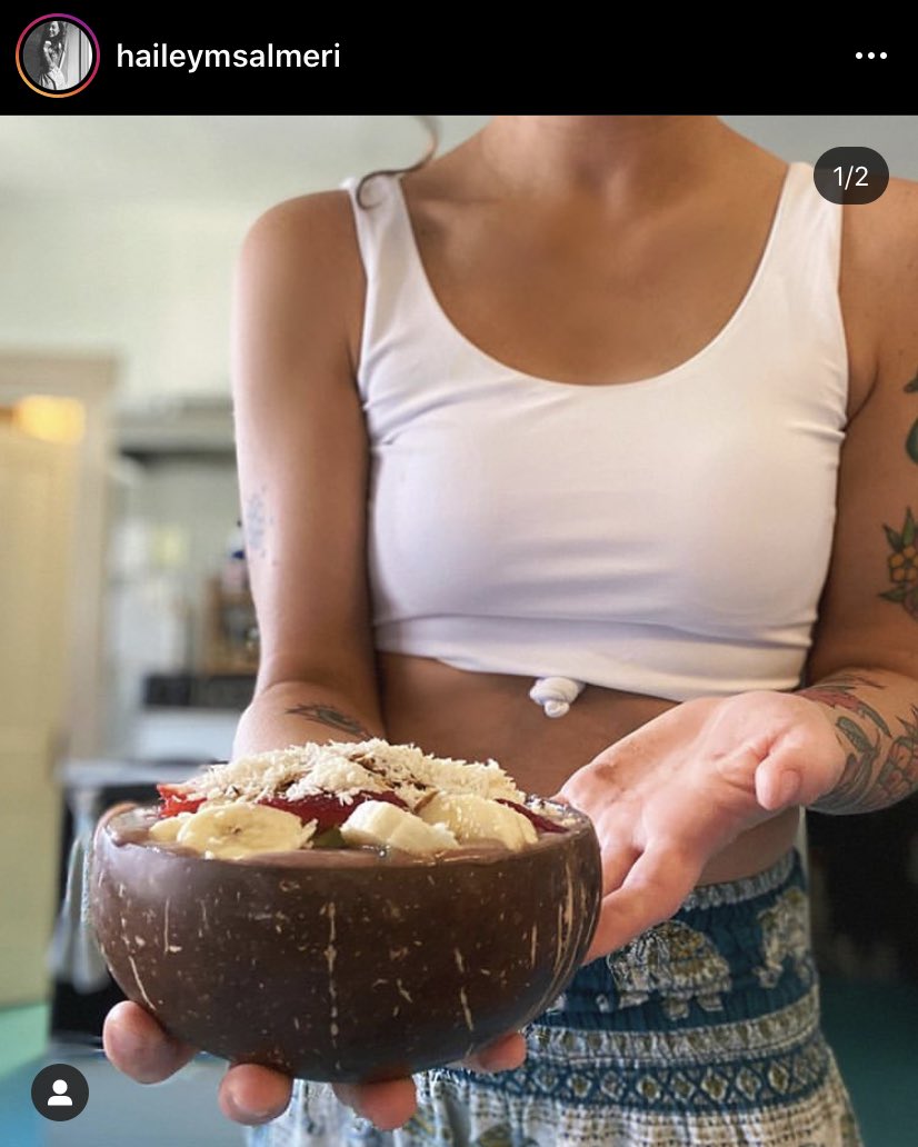 amafruits's tweet photo. We LOVE seeing everyone create their own smoothie bowls at home! Nothing better than being able to add your own fun toppings to your self-made smoothie bowls. ☺️ Tag us (amafruits) on Instagram so we can see your DELICIOUS creations👍🏼 Thanks to everyone who has shared already! ❤️ https://t.co/fk0FnpHYb2