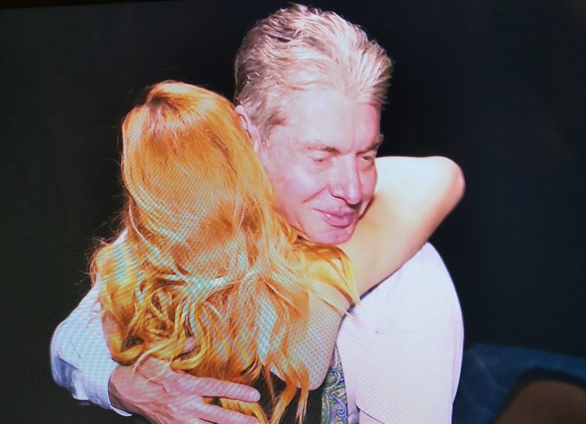 TashaXXRollins's tweet photo. This is precious af ❤️ #RAW https://t.co/77a3E5ONPh
