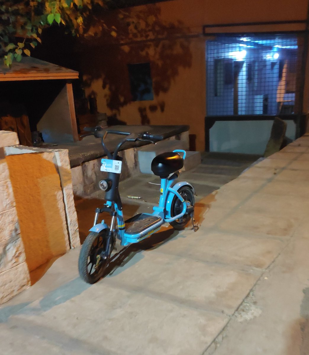 ManjunathNiral's tweet photo. @YuluBike since 7days This Yulu Bike is  Here Please Come And Collect it. 
Address : #Ganga bhavani Road Near Omkareshwara Temple, Kodigehalli, Bengaluru 560092 https://t.co/RFtMXbaBRT