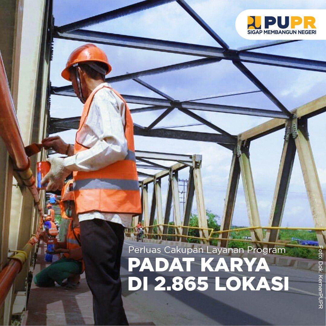 KemenPU's tweet photo. Kementerian PUPR memperluas cakupan layanan Program Padat Karya Tunai (PKT/cash for work) guna mengurangi angka pengangguran di tengah ketidakpastian perekonomian pada masa pandemi COVID-19.
#PUPRTanggap #WaspadaCOVID19
#PadatKaryaTunai
#SigapMembangunNegeri https://t.co/nfGUZT4l0R