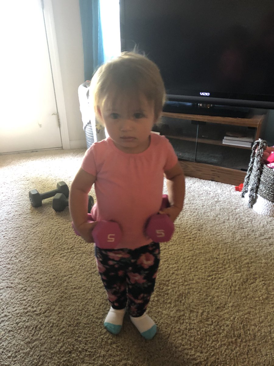 DeEttaLLee's tweet photo. Earlier this week I wondered if I should be working out more... then this happened. So proud that she’s watching. Now excuse me while I hide the weights before she drops one on her toe! #workout #beachbody #shiftshop https://t.co/IMNnMraC2w