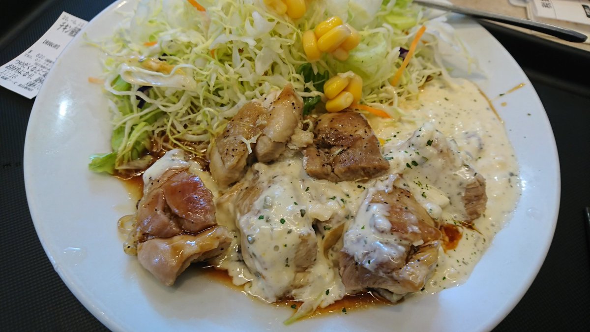 Karina1995 On Twitter チキン南蛮定食を頼んだらこれが出てきたんだけど 店員さんに 合ってますか 聞いたら 合ってますよって あれ 拡散お願いしますw 松屋 チキン南蛮定食