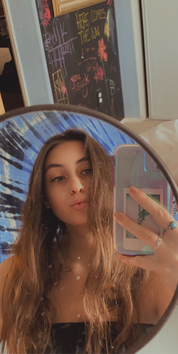 kayyschaefer's tweet image. 🦋🦋