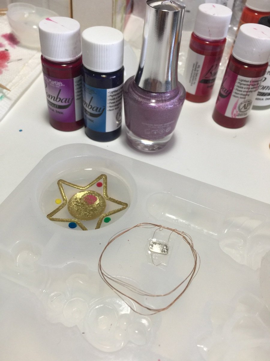 SomeWebLady's tweet image. @sailorhg I was so inspired by your Clipper Card ring project that during shelter-in-place I learned to work with resin and turned my Clipper chip into a Sailor Moon charm! And it still scans! 🎉 Thank you for sharing your creativity with the world.  🙂
