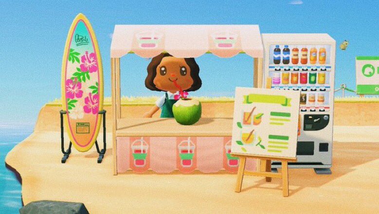  @groovylandacnh made a smoothie shack on the beach and a beach lounge  all the beach parties are on her island