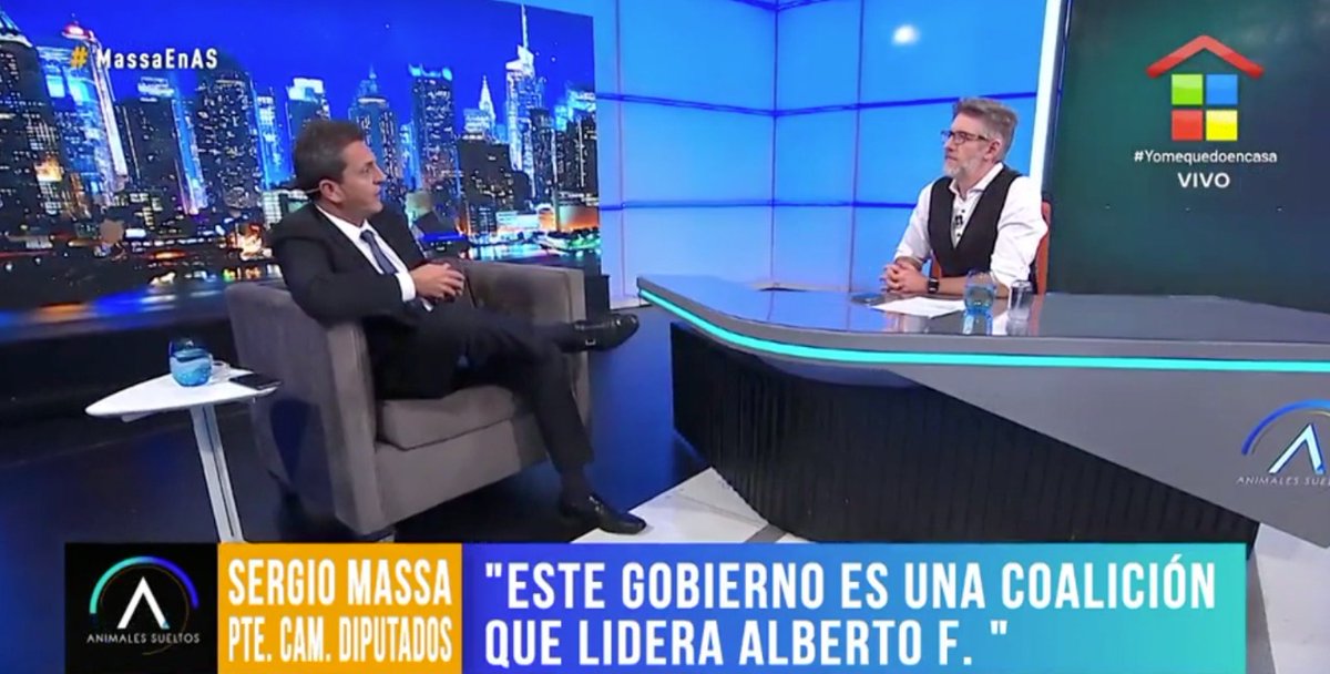 SergioMassa's tweet photo. 📺| #MassaEnAS
Este es un Gobierno de coalición, liderado por @alferdez, nosotros lo acompañamos y le brindamos herramientas para ayudar en todo lo que necesita.

#ArgentinaUnida 🇦🇷❤ https://t.co/86NuEmdCKd