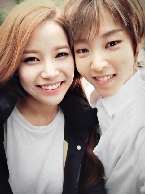 KIWIBYUL's tweet photo. Solar &amp; Yul were the cutest couple, i miss when they were dating 😔 https://t.co/ZRANpVxwi9