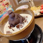 お風呂に入ってるみたい!ゴリラのチョコでフォンデュをしてみた結果!