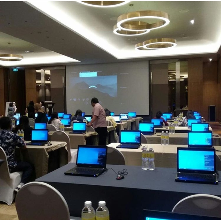 Multimediarent's tweet photo. yukss buat kamu yang butuh laptop untuk  #kerjadarirumah bisa chat aku ya....

Call Us : 0877-9734-6651
#sewalaptop #sewalaptopMedan #sewalaptopmurah #sewaprinter #sewaproyektor #sewascanner #sewaTv #sewaTVLed #rentalLaptop #rentalLaptopmedan https://t.co/HXdeKDadAm