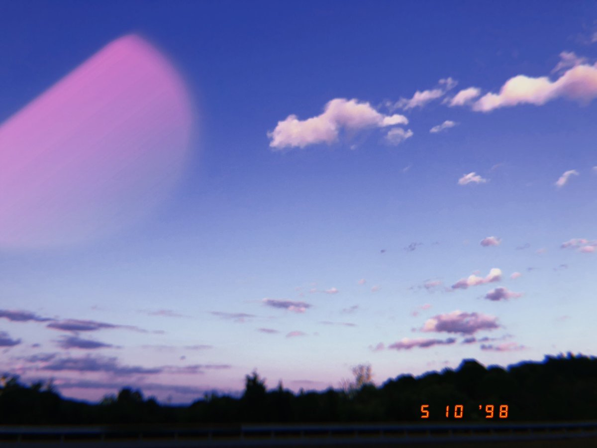 LamonBeth's tweet photo. Pretttyyyyy ☁️💜 https://t.co/xgxpF16AWi