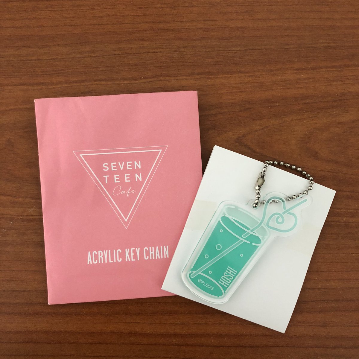 hanseol29's tweet photo. [HELP RT | WTS] 🥺🙏🏻
SEVENTEEN Cafe 2019 acrylic keychain [Hoshi]
•used a few times only
•condition: 9.5/10

Price: RM35 (exc postage)
Pls DM if interested ^^ 

#SEVENTEEN 
#SEVENTEENinKL #SEVENTEENinMY #ODETOYOUinKL #ODETOYOUinMY https://t.co/5dqMOKjewV