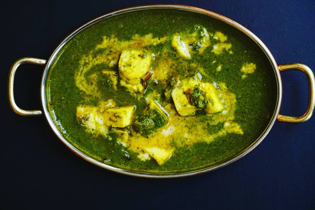 One super food and two amazing dishes. I was left with only a bunch of Kale before groceries got delivered this evening. 
So it was kale paneer for lunch and kale pasta for dinner.
#superfood #kale #greens #paneer #amulpaneer #amul #vegetarian