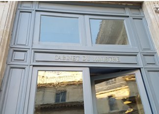 cafepedagogique's tweet photo. Tribune : Maurice Danicourt : Un haut fonctionnaire parle… : Depuis "la centrale", rue de Grenelle, un haut fonctionnaire partage cette analyse du premier degré sous Blanquer. Une école où le "débrouillez vous" est devenu la règle... https://t.co/j8r3GBtOtd https://t.co/9jrclGXQXi
