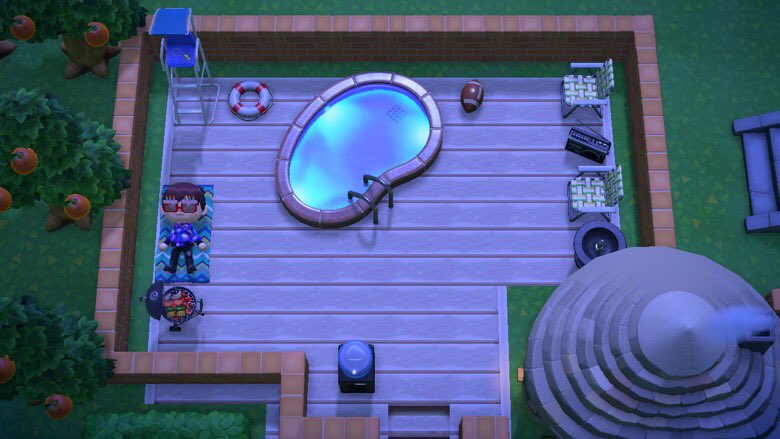  @SquirrelLock also made a cookout area w/ a secret entrance into the orchard  a nice, relaxing pool area, a cute simple park and a small phone booth area 
