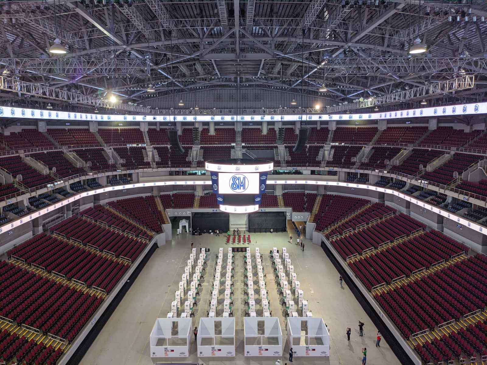 ✨WELCOME TO MOA COMPLEX ✨ The SM Mall of Asia Complex is in full swing as  one of the proud venues for this year's world-class basketball…