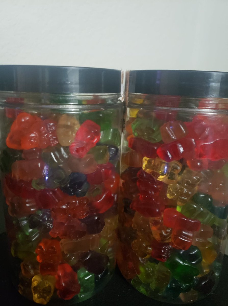 Riocbdrgv1's tweet photo. #CBDGUMMIES cbd gummies now in!!!!!!!!!! https://t.co/oLARCgWfe7 #cbd #cannibis #texas #texascbd #riorgv #patientcare #cannaibinoid #wholesale #cbdlife https://t.co/3qQX2ws6Y3