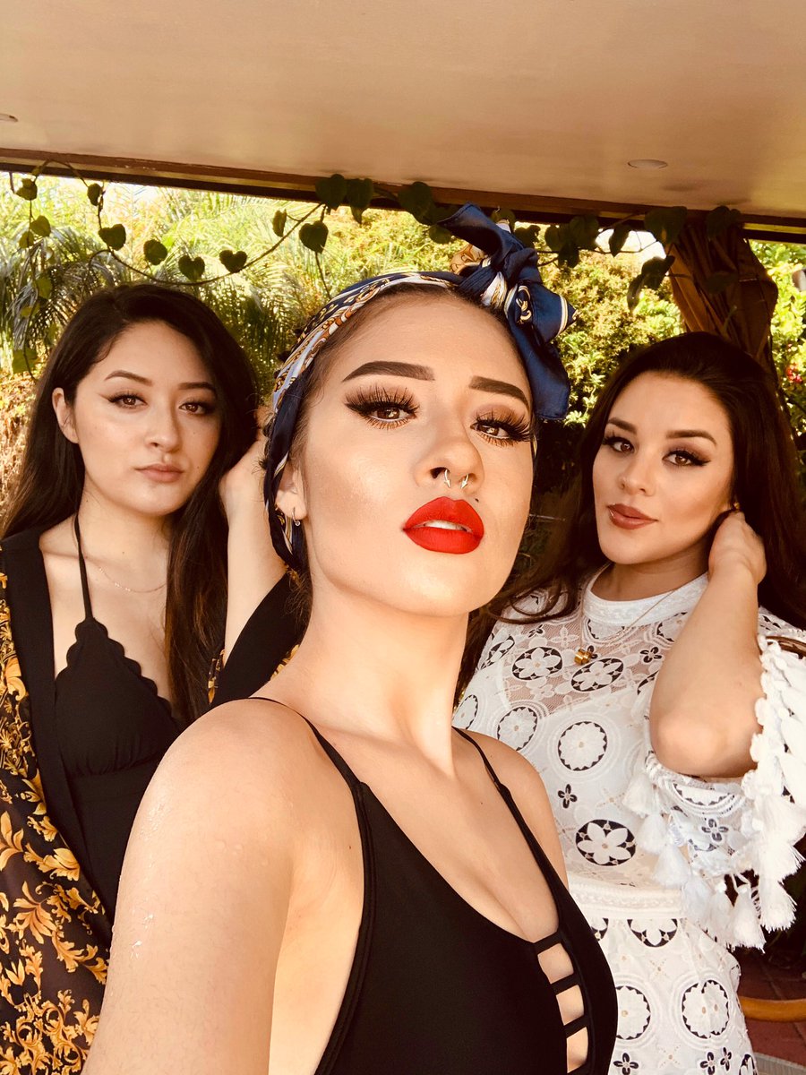 Aeeiliee's tweet photo. 𝕸𝖆𝖒𝖆𝖈𝖎𝖙𝖆𝖘🌹 https://t.co/ltI2IXLd1j