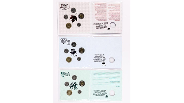 Auction_Network's tweet photo. Group of (3) 2019 RCM Gift Coin Folios, Special Issue Coins
https://t.co/IaBT8WzsHd - Online Auction Tuesday May 12th, 2020 At 7:00 PM EST.  #Coins #Banknotes #Silver #Gold #Jewels #Stamps &amp; More! Collector Estates #CoinAuction #OnlineAuction #CoinAuctions #JewelleryAuction https://t.co/SXvbP3VXq8