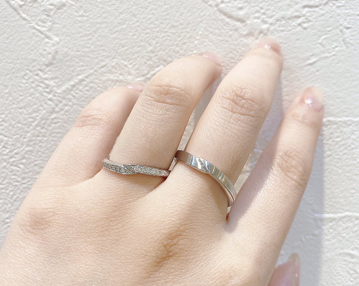lapage_bridal's tweet photo. .
.
マーガレット
.
.
.
#LAPAGE 
#婚約指輪 #結婚指輪
#エンゲージリング #マリッジリング
#プレ花嫁 #卒花嫁 #関西花嫁
#結婚記念日 #指輪 https://t.co/GI0FxiaJY4