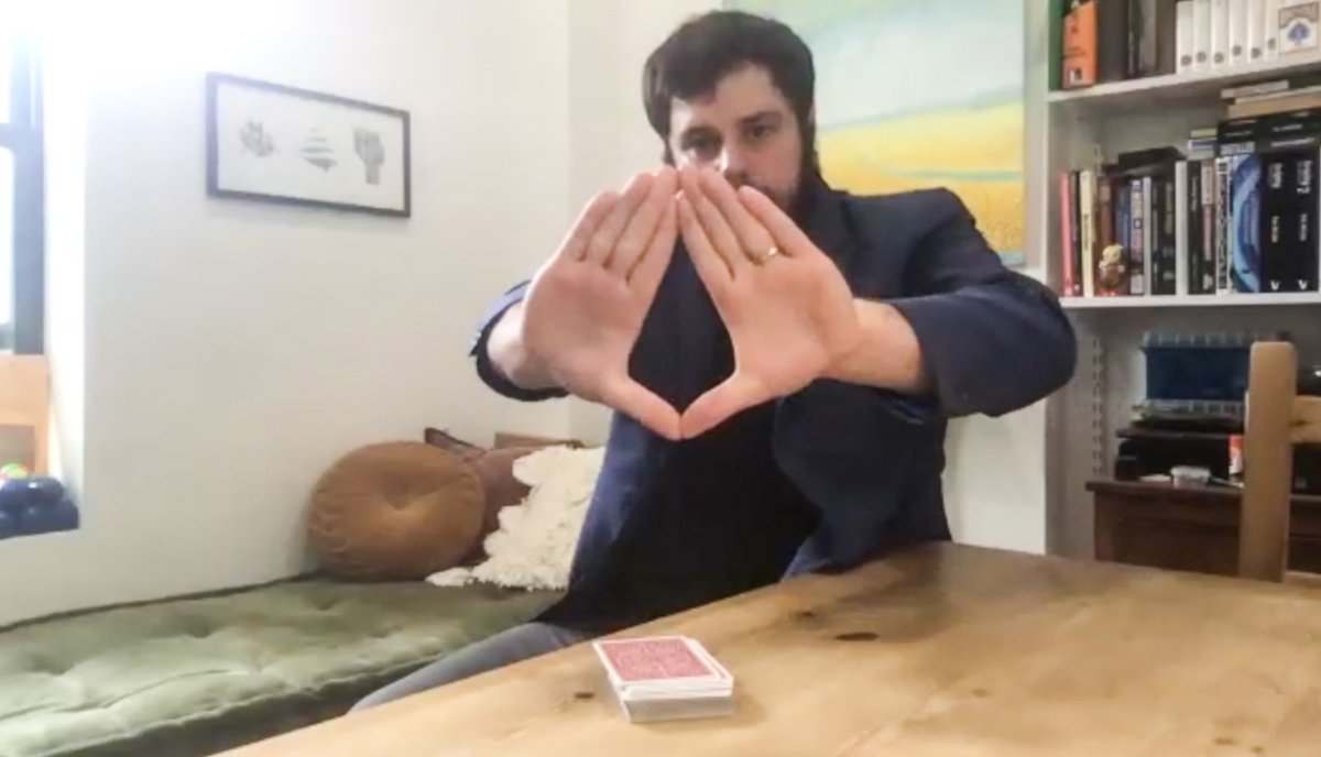 HarrisonKramer_'s tweet image. What does a Virtual magic show look like? It looks like this! #harrisonkramer #virtualmagicshow #ZoomMagician